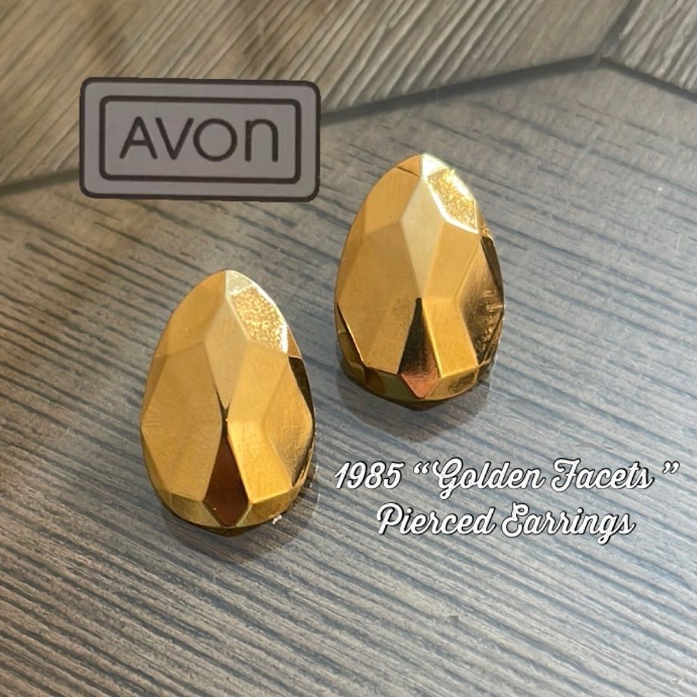Vintage 1985 AVON Golden Facets - Pierced Earrings
